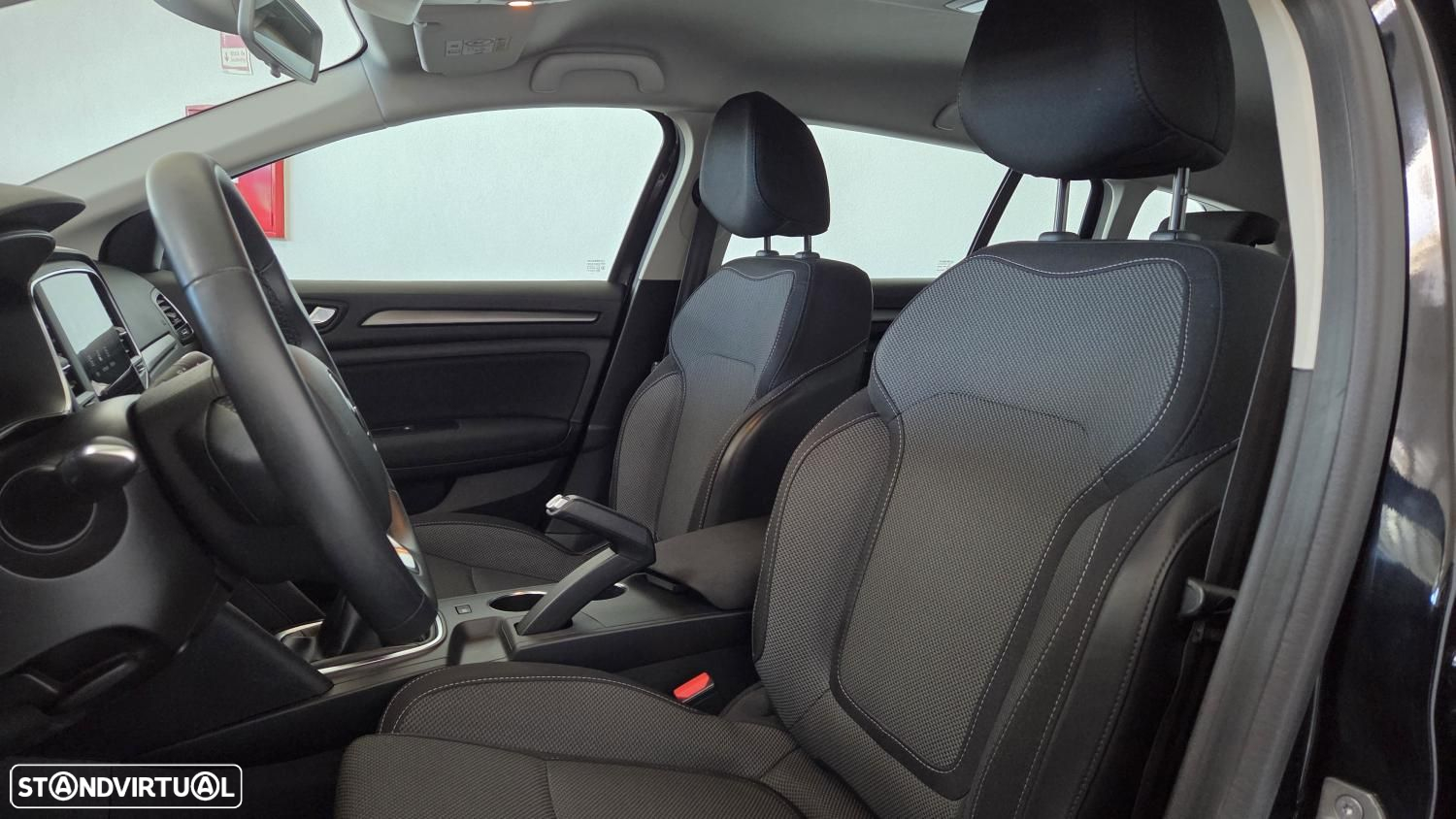 Renault Mégane 1.5 Blue dCi Equilibre - 10
