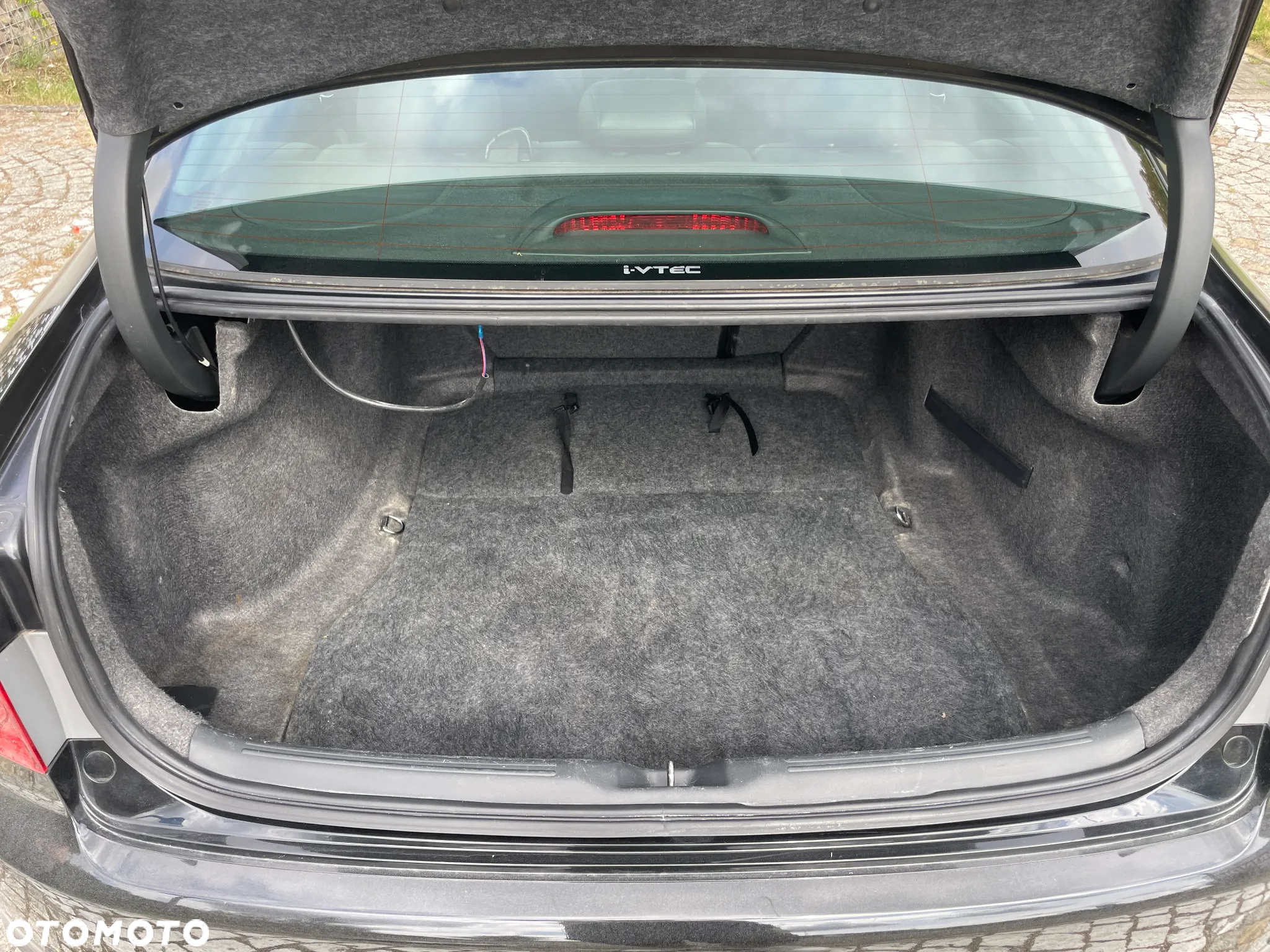 Honda Accord 2.0 Executive - 19