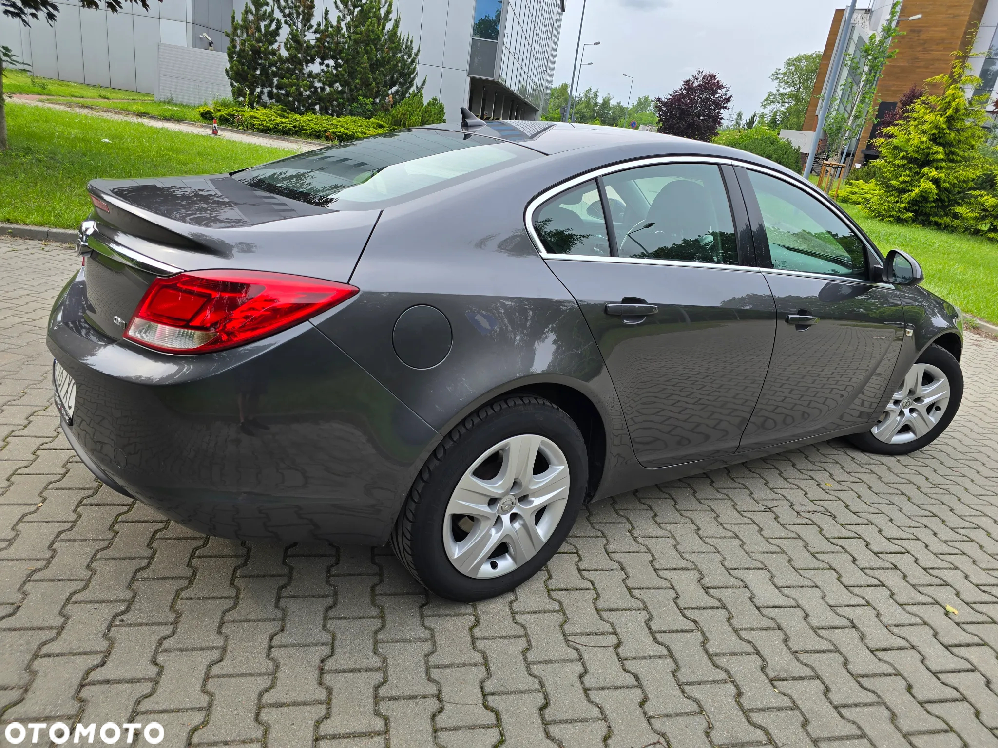 Opel Insignia 2.0 CDTI - 12
