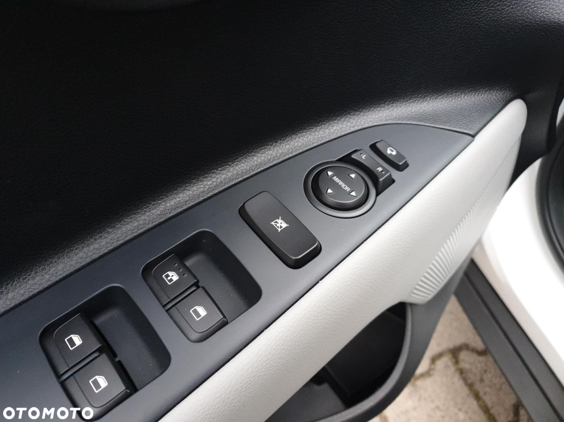 Kia Stonic 1.0 T-GDI L - 19