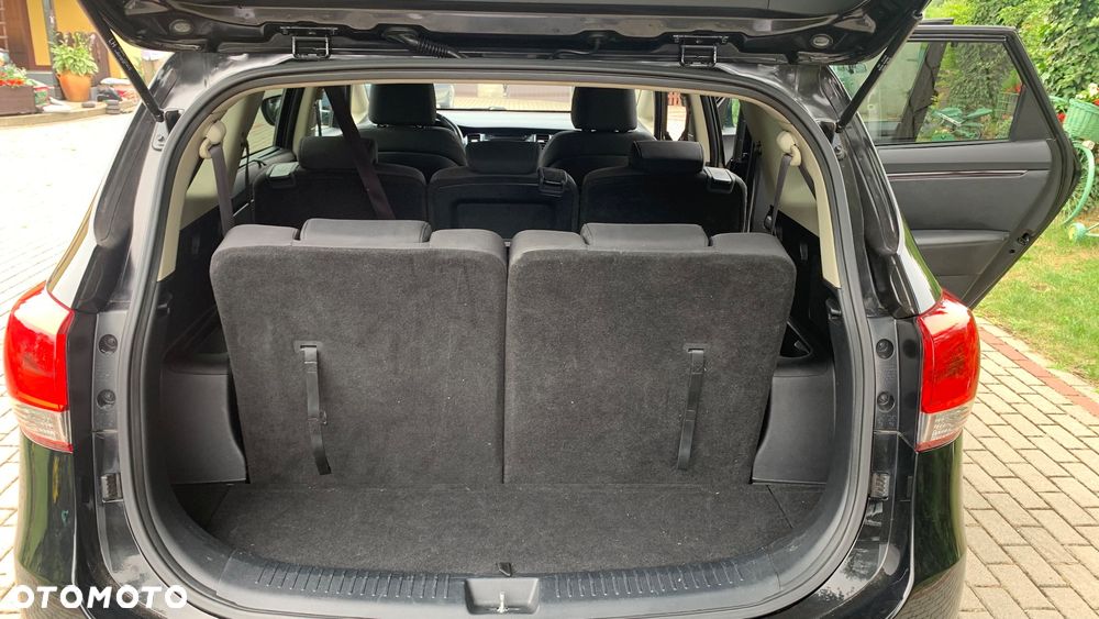 Kia Carens 1.7 CRDi L 7os - 15
