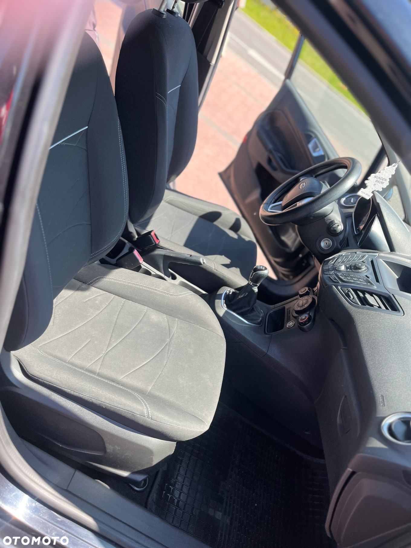 Ford Fiesta 1.25 Ambiente - 18