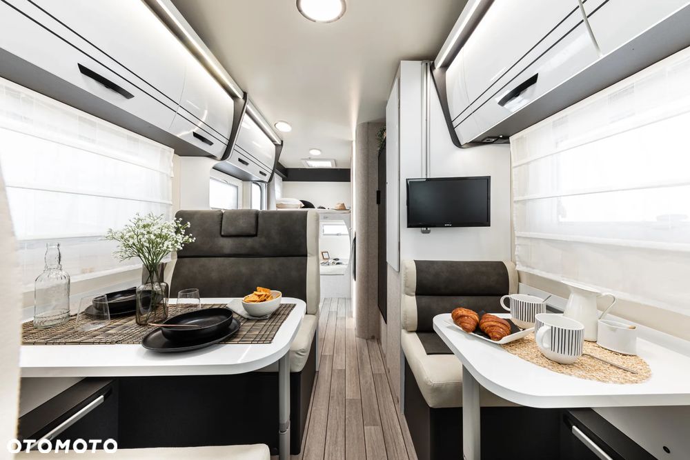 McLOUIS Glamys 322 - 7-osobowy - 7