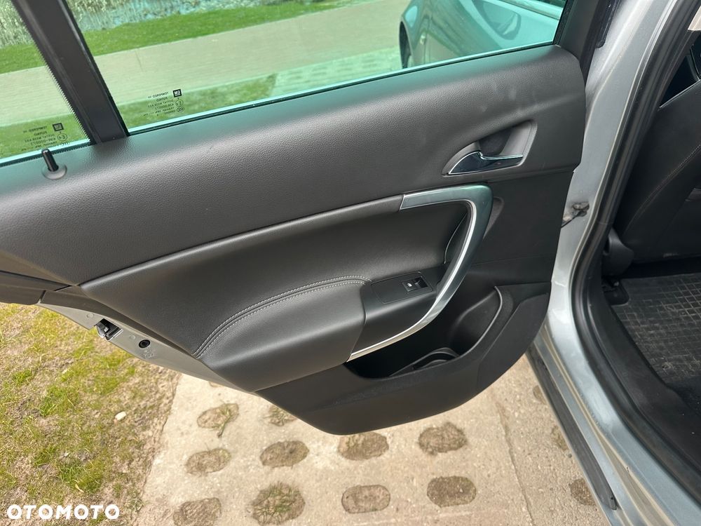 Opel Insignia 2.0 CDTI EcoFLEX S&S - 28