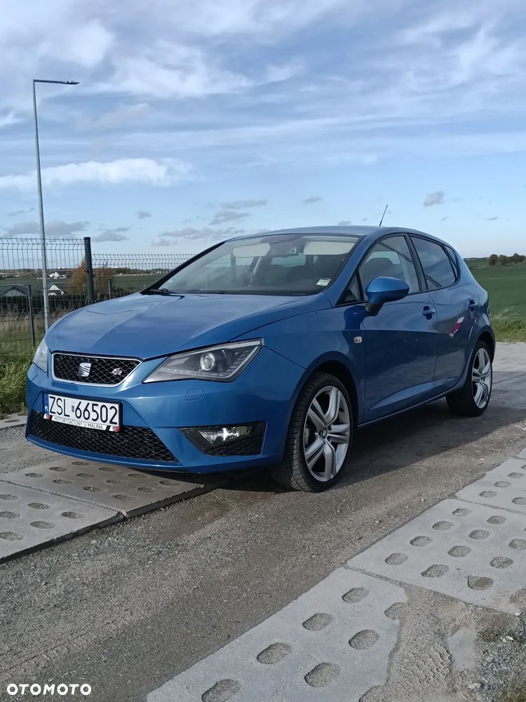 Seat Ibiza 2012 photo 3
