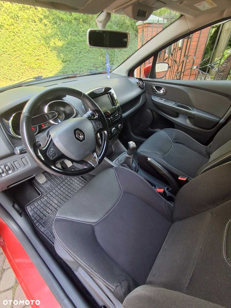 Renault Clio - 6