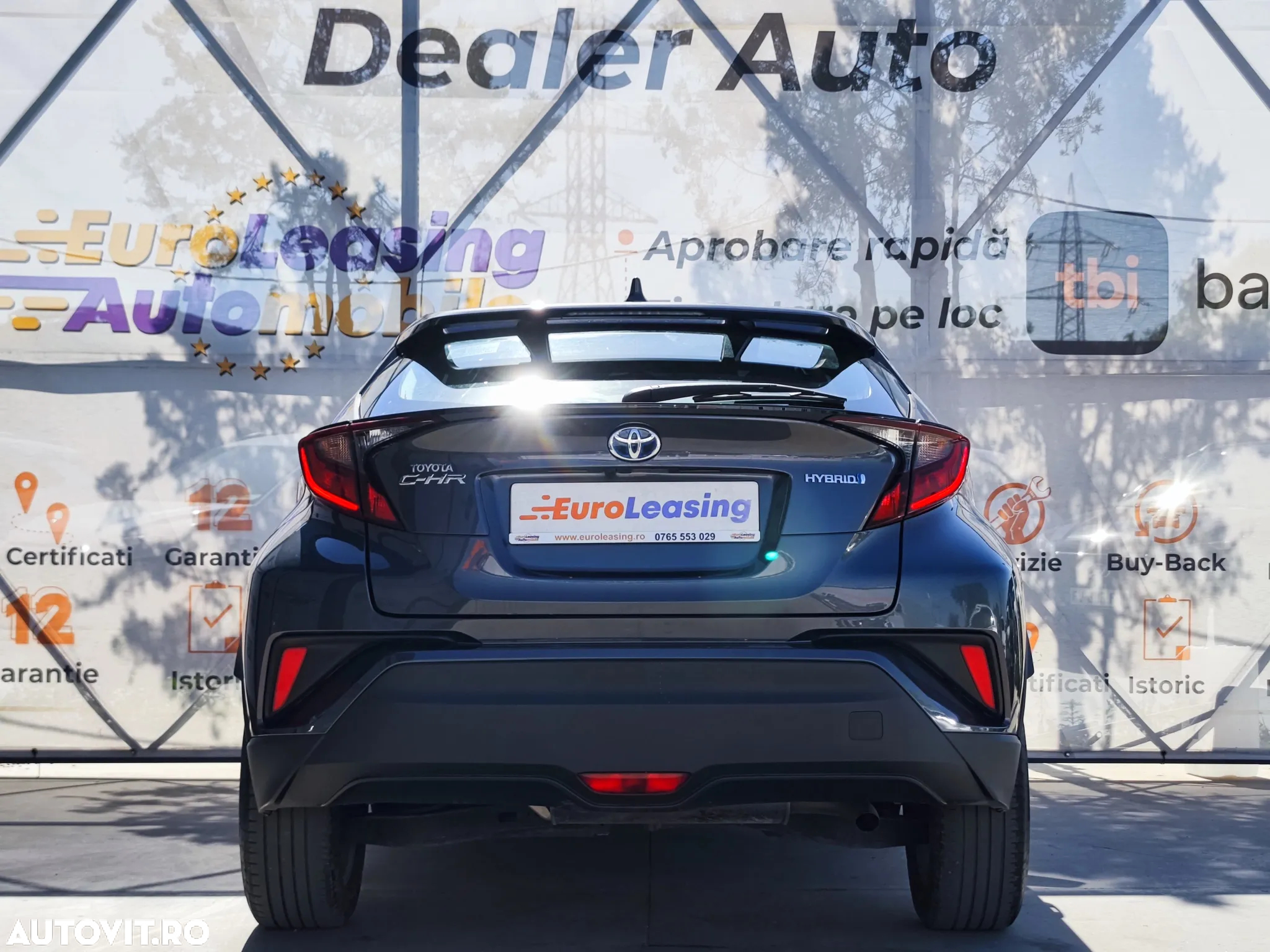Toyota C-HR - 8