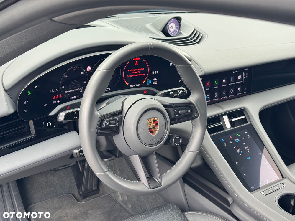 Porsche Taycan - 19
