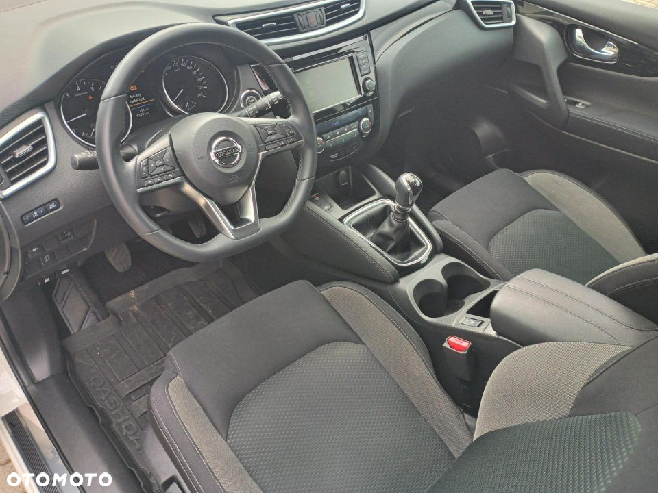 Nissan Qashqai - 10