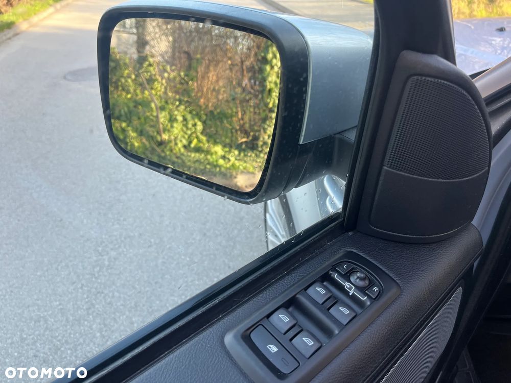 Land Rover Range Rover Sport - 24