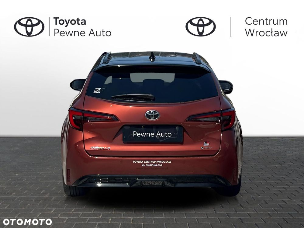Toyota Corolla - 4