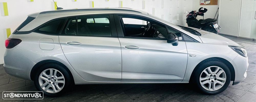 Opel Astra Sports Tourer 1.5 D S&S Auto Business Edition - 5