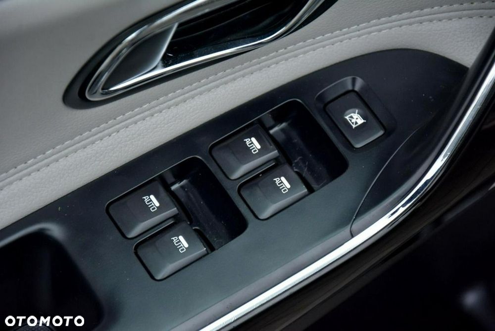 Kia Ceed 1.6 GDI Platinum Edition - 35