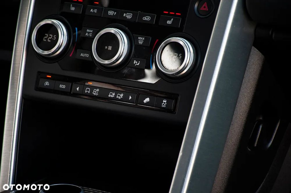 Land Rover Discovery Sport - 13