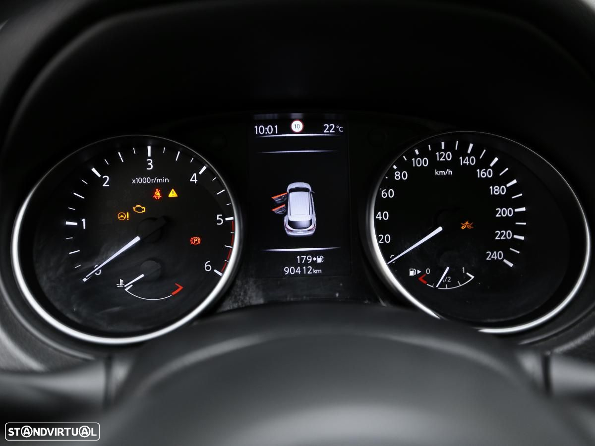 Nissan Qashqai 1.5 dCi N-Connecta - 19