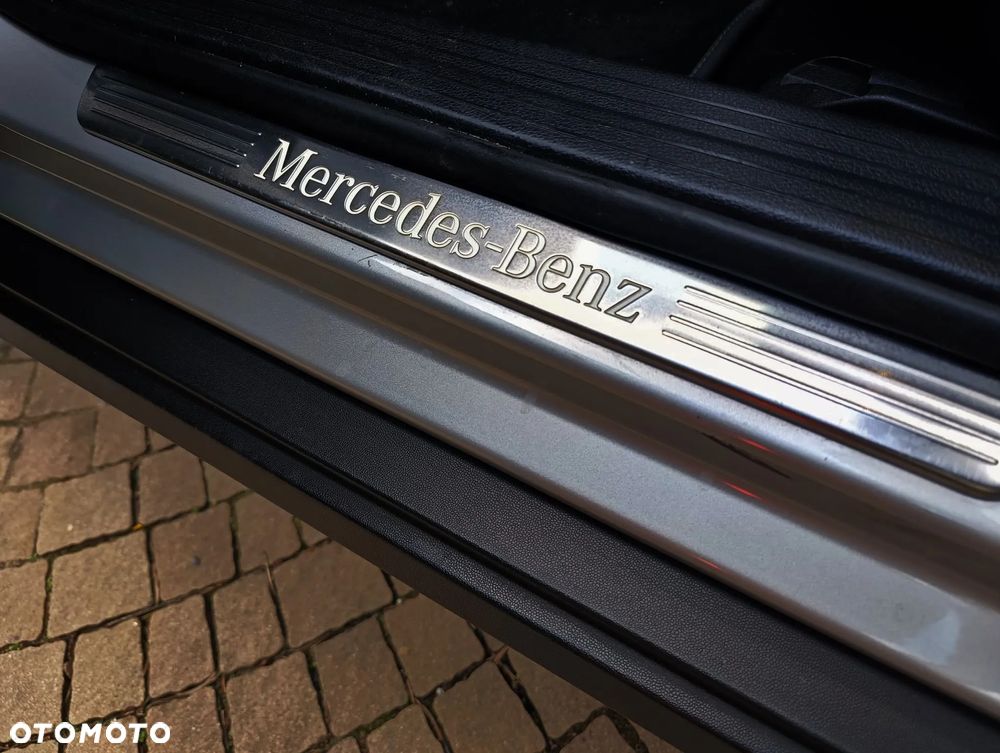 Mercedes-Benz GLA 180 Urban - 20