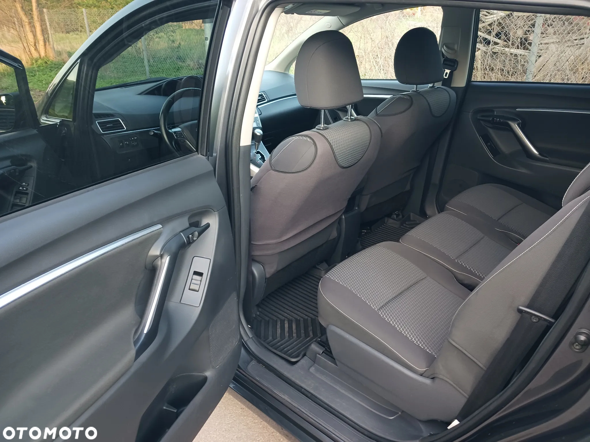 Toyota Verso 1.8 Premium 7os MS - 10