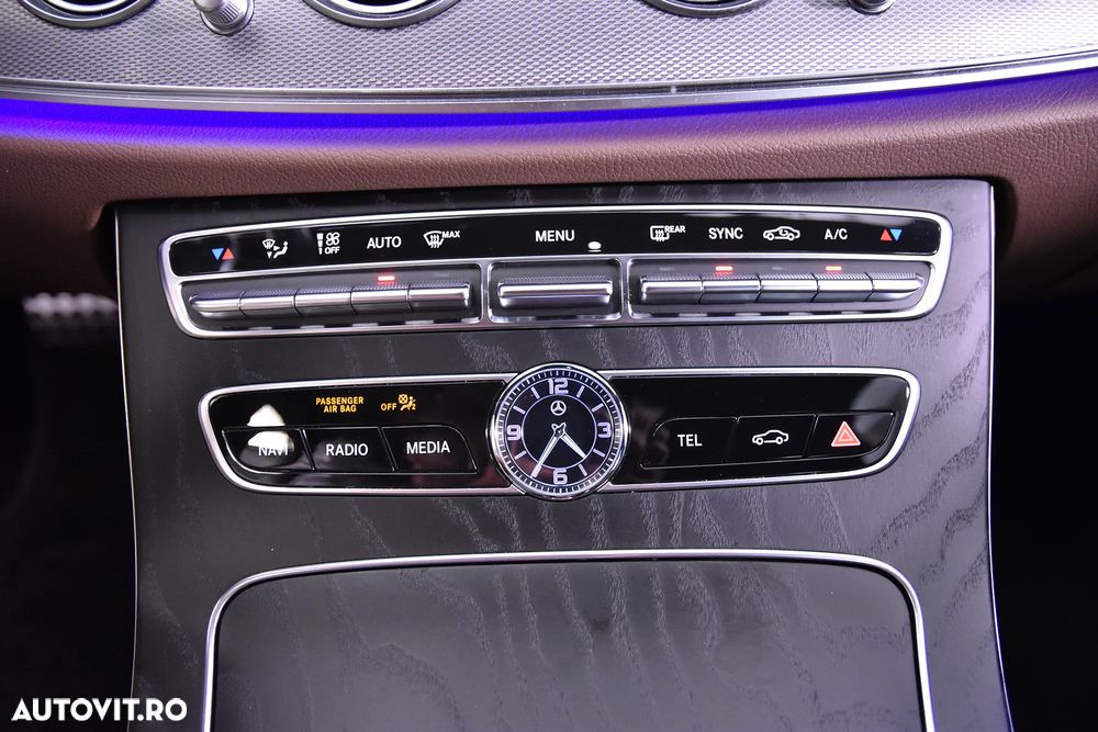 Mercedes-Benz E - 17