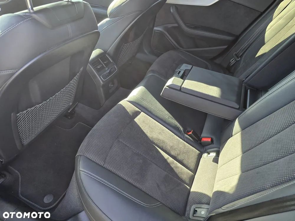 Audi A4 Limousine - 15