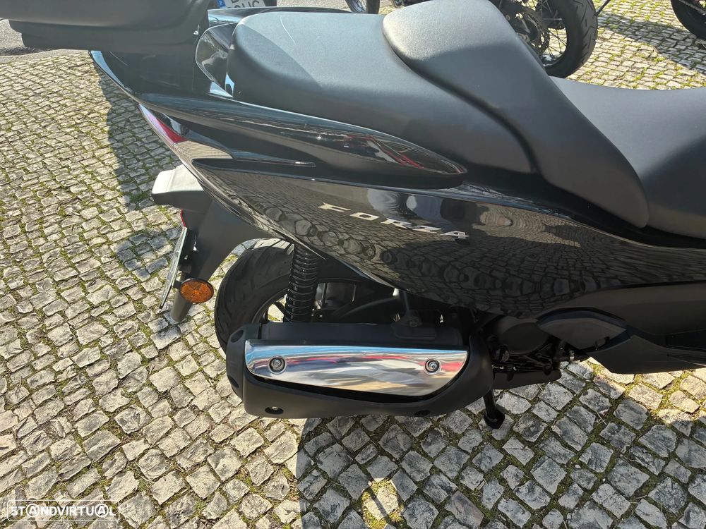 Honda Forza 300 IA - 12