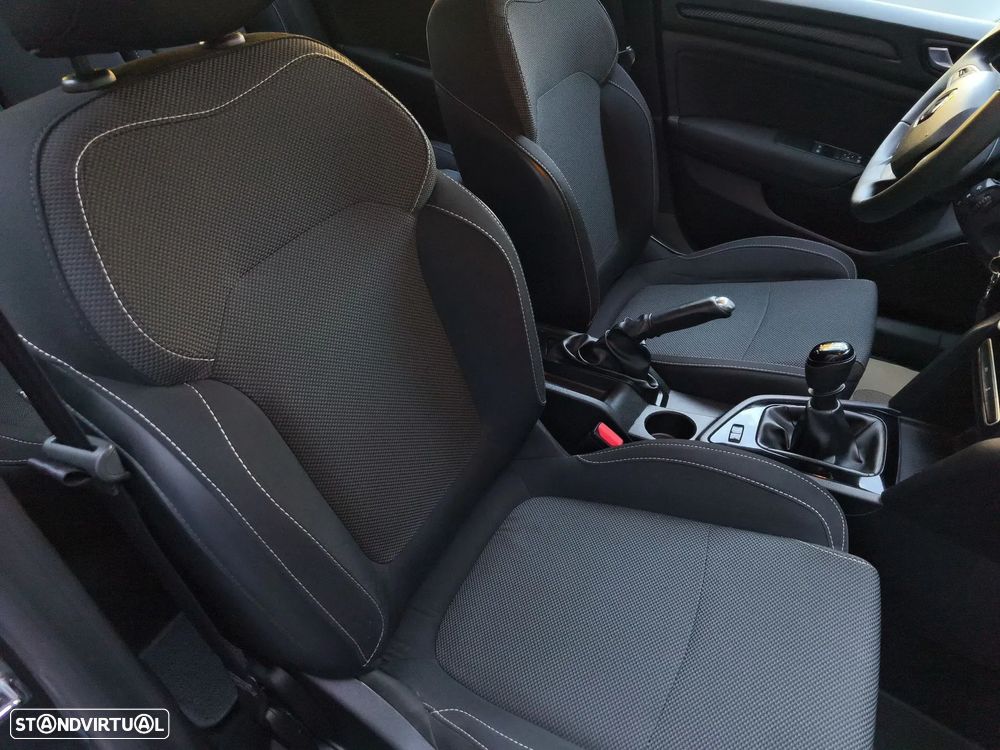 Renault Mégane 1.2 TCE Zen - 17