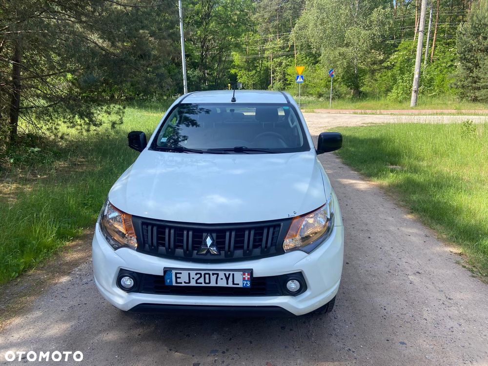 Mitsubishi L200 Pick Up 4x4 S&S Double Cab Basis - 3