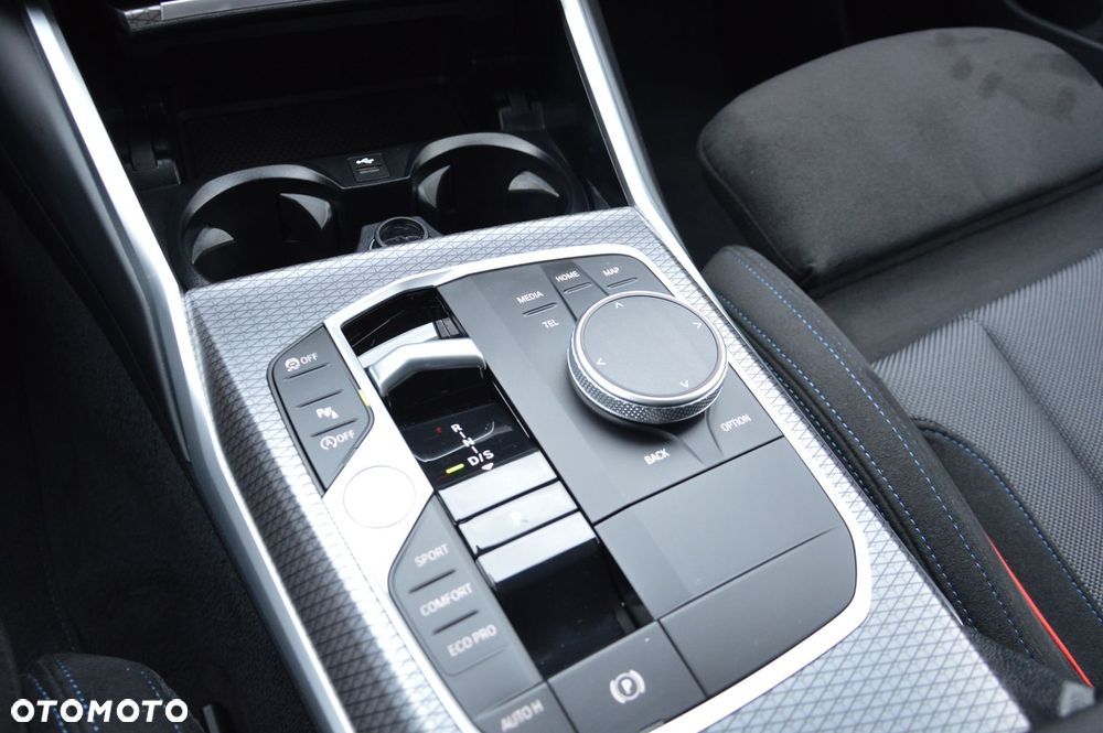 BMW Seria 3 330i xDrive M Sport sport - 14