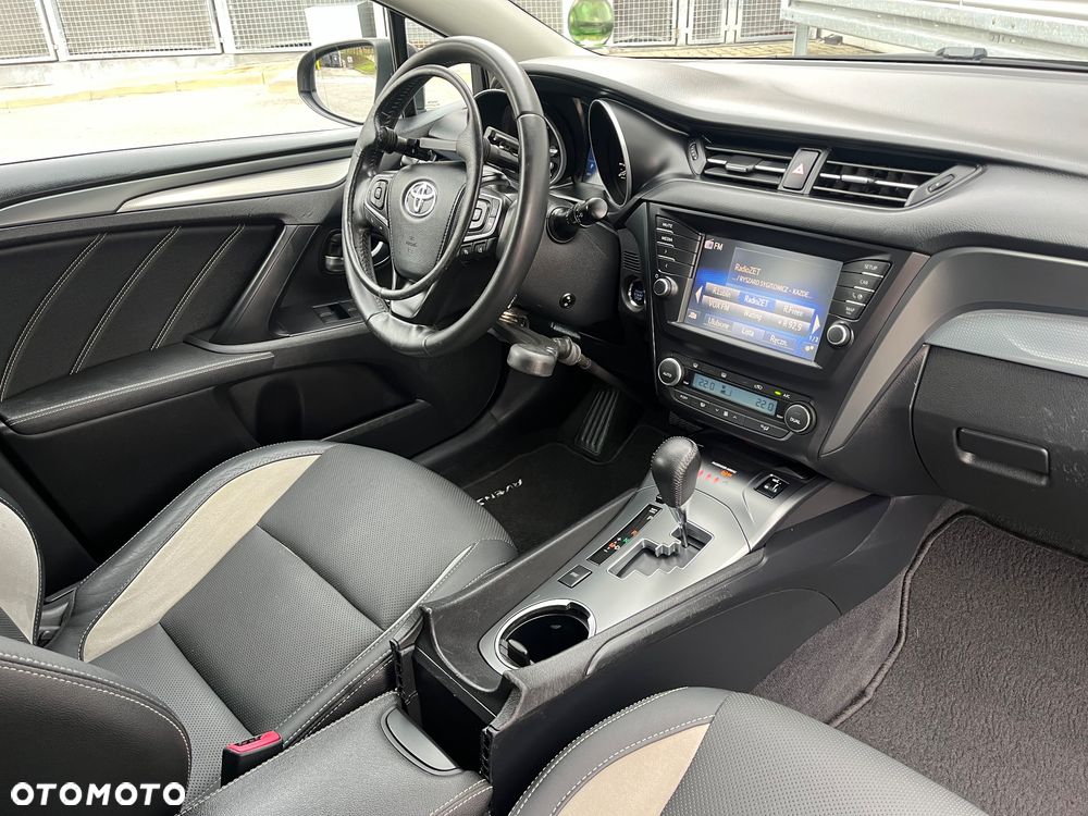 Toyota Avensis Touring Sports 1.8 Multidrive S Edition S+ - 18