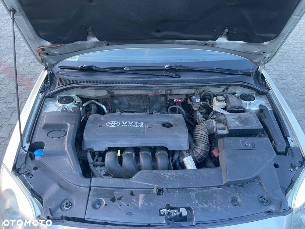 Toyota Avensis 1.8 VVT-i Terra - 7