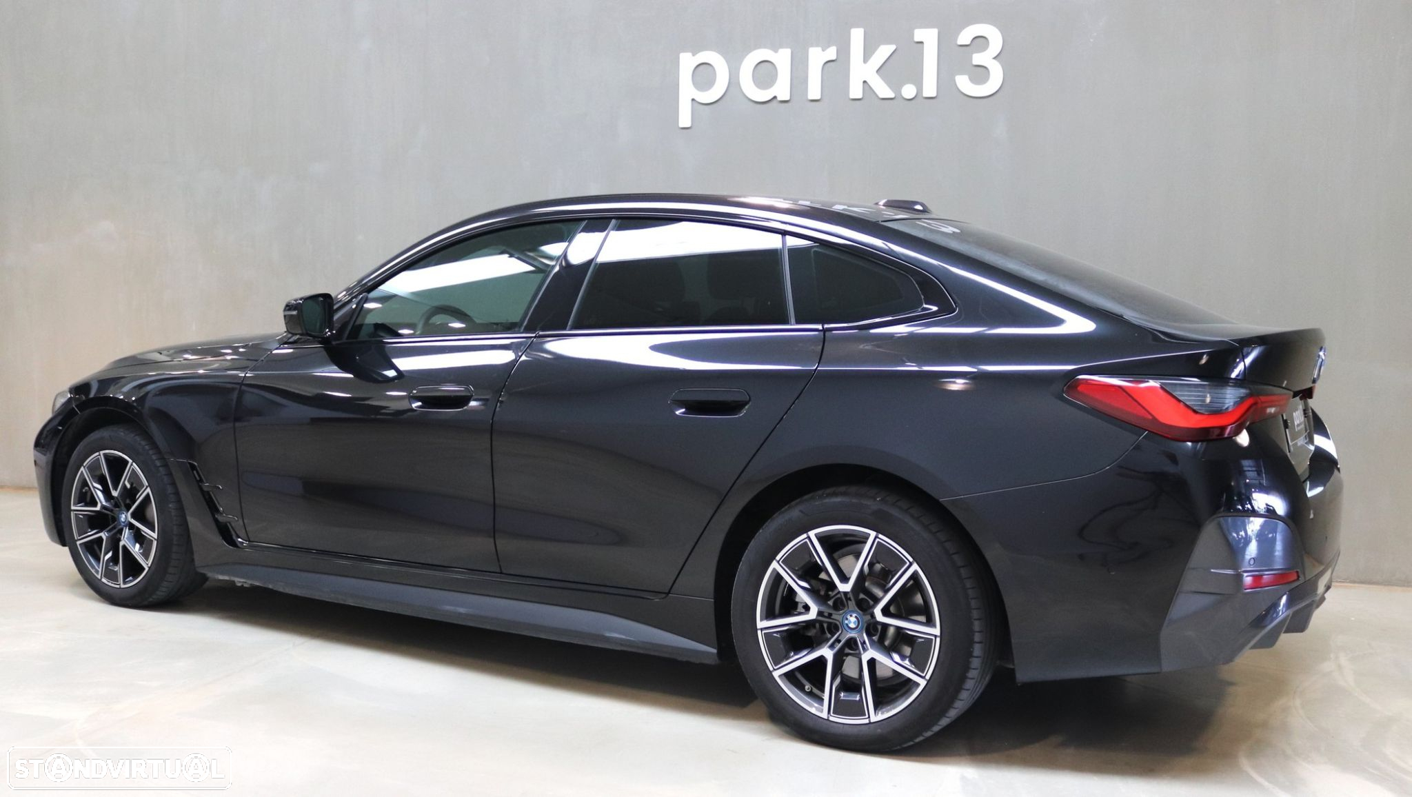 BMW i4 eDrive35 Pack Desportivo M - 15