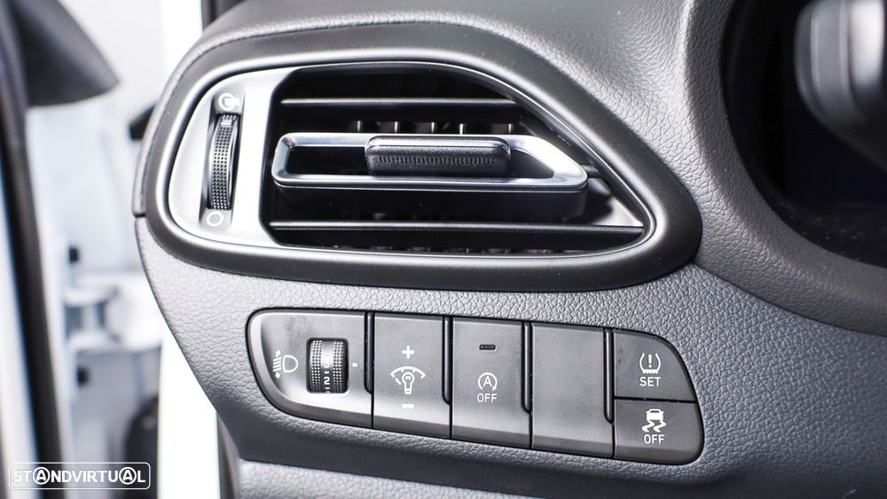 Hyundai i30 SW 1.0 T-GDi Style Plus - 9