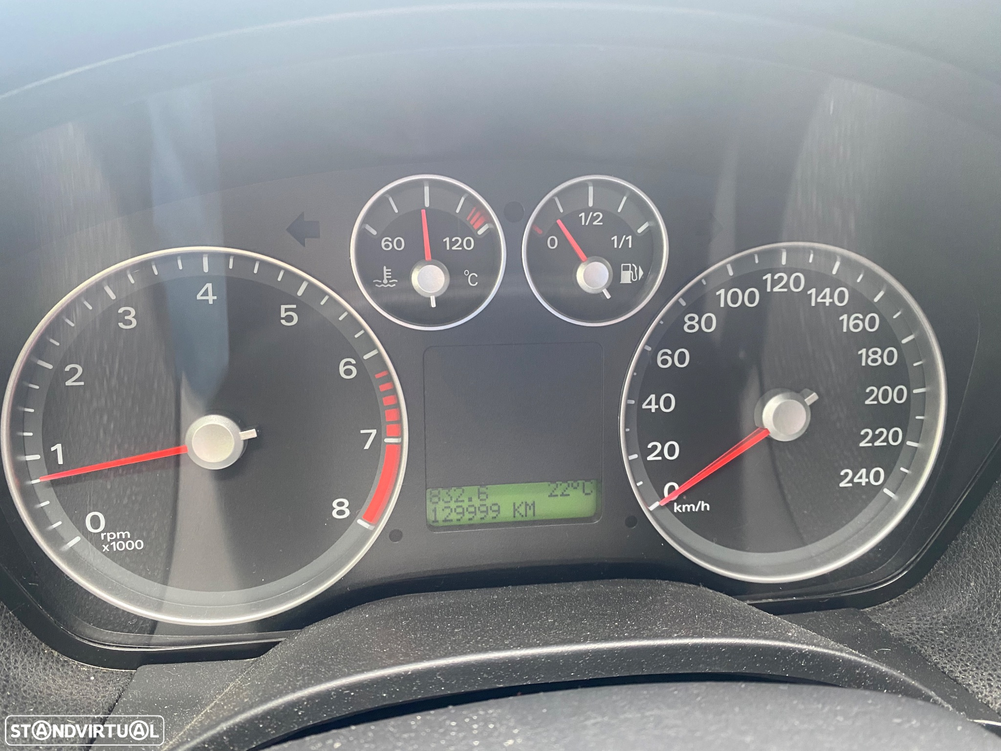 Ford Focus 1.4 16V Sport - 8