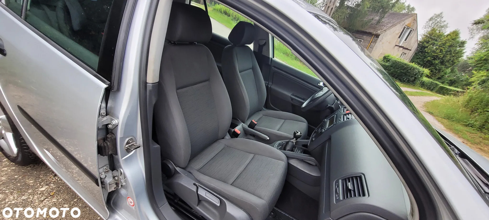 Volkswagen Golf - 27