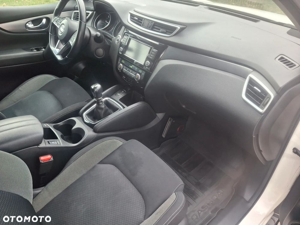 Nissan Qashqai 1.7 dCi ALL-MODE 4x4i N-WAY - 13