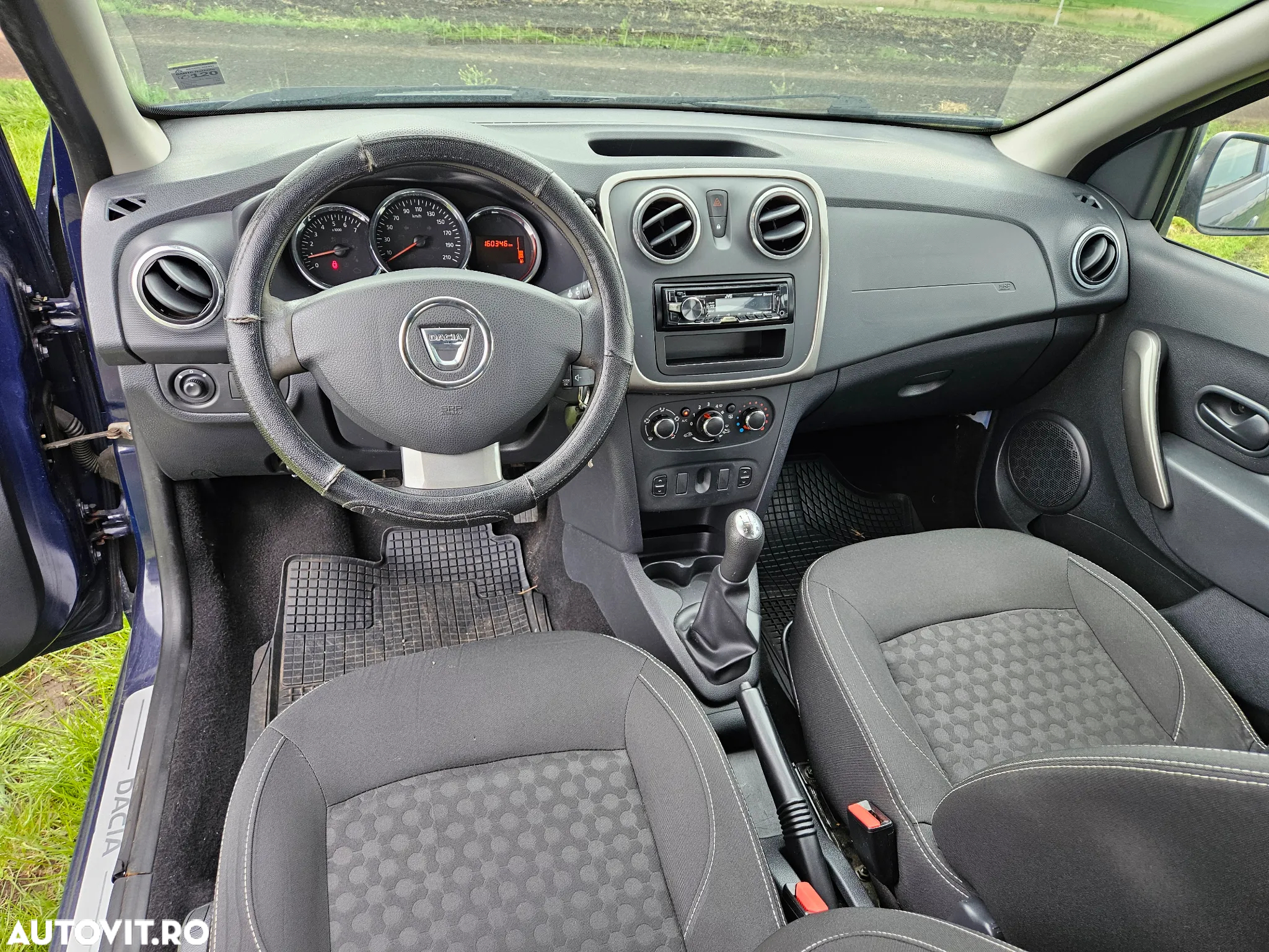 Dacia Sandero 1.2 16V 75 Ambiance - 9
