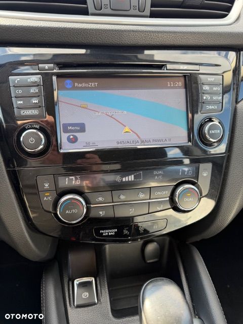 Nissan Qashqai 1.2 DIG-T Xtronic TEKNA - 4