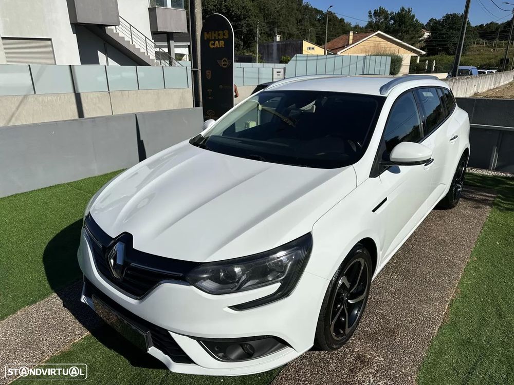 Renault Mégane Sport Tourer - 6