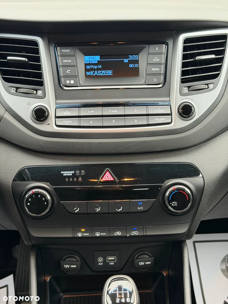 Hyundai Tucson blue 1.7 CRDi 2WD Classic - 12