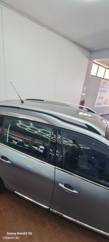 Peugeot 2008 BlueHDi 100 STOP & START Allure - 11