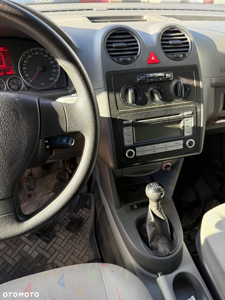 Volkswagen Caddy - 8