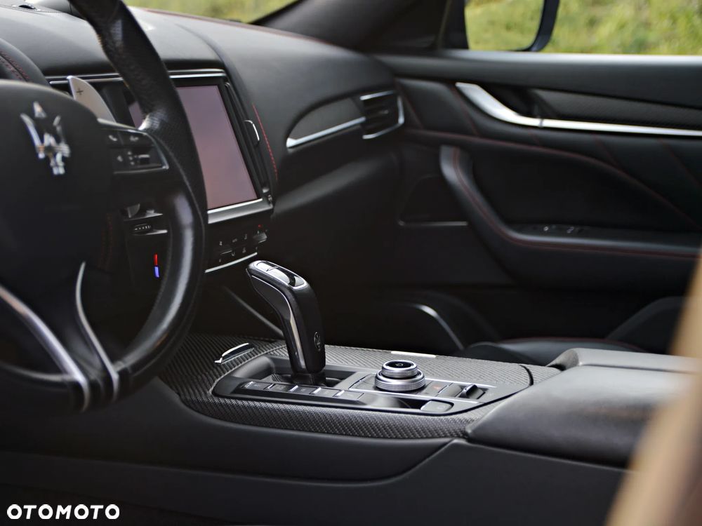 Maserati Levante S Q4 GranSport - 3