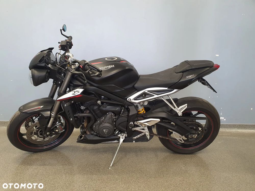 Triumph Street Triple - 1