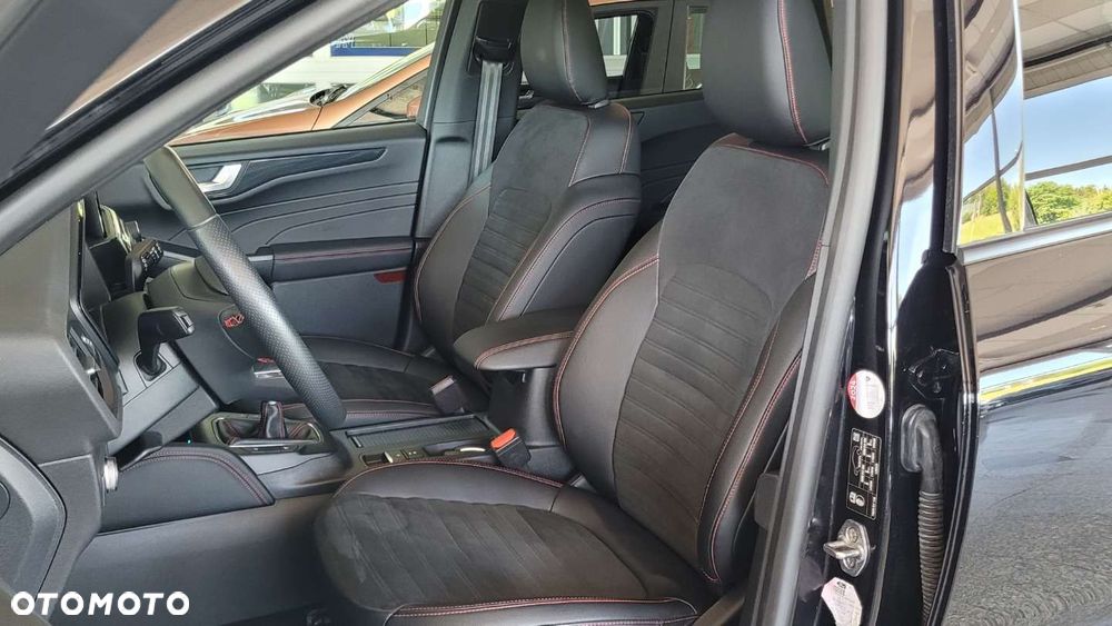 Ford Kuga - 13