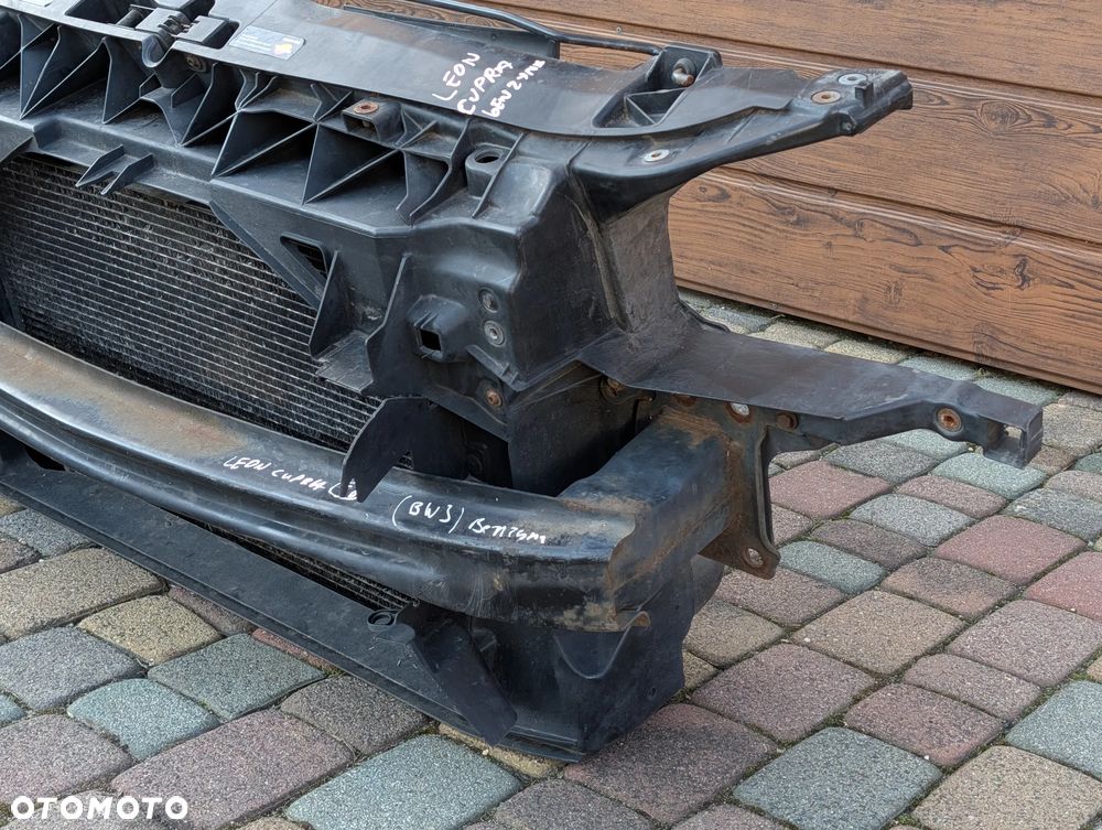 ZDERZAK PAS PRZEDNI PRZÓD SEAT LEON II CUPRA FR 2.0 TFSI SPRYSKI - 9