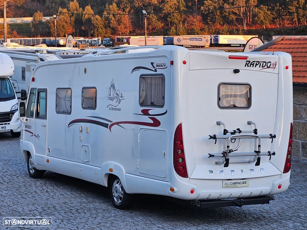 Rapido Le Randonneur 9097F CHASSI AL-KO Cama transversal + BASCULANTE - 11