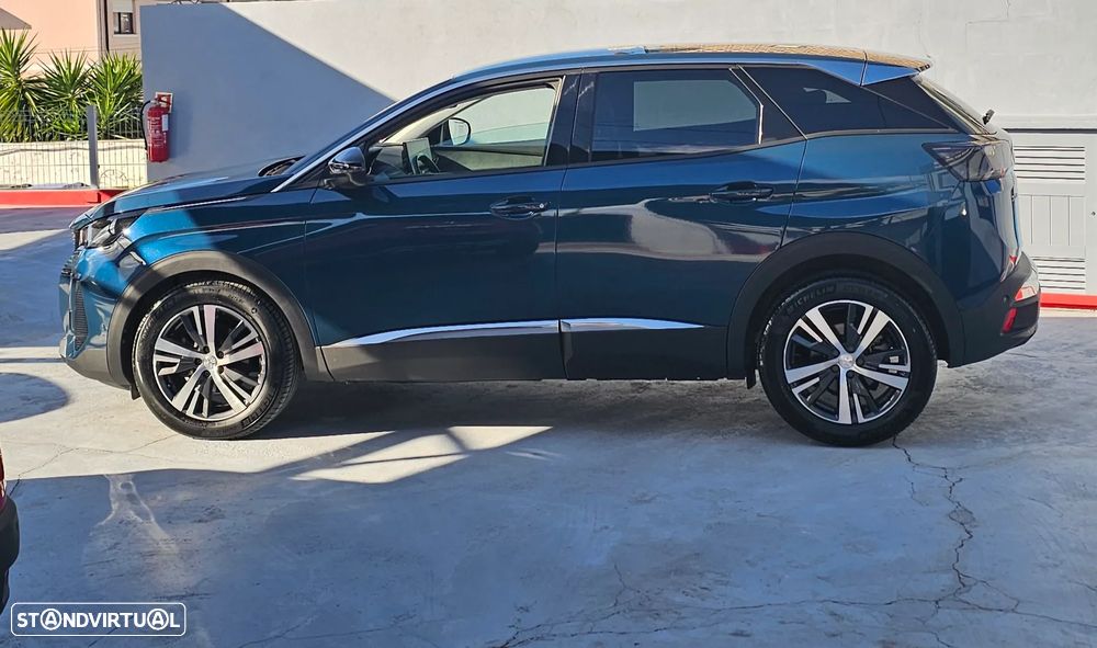 Peugeot 3008 PureTech 130 Stop & Start GPF EAT8 Roadtrip - 4