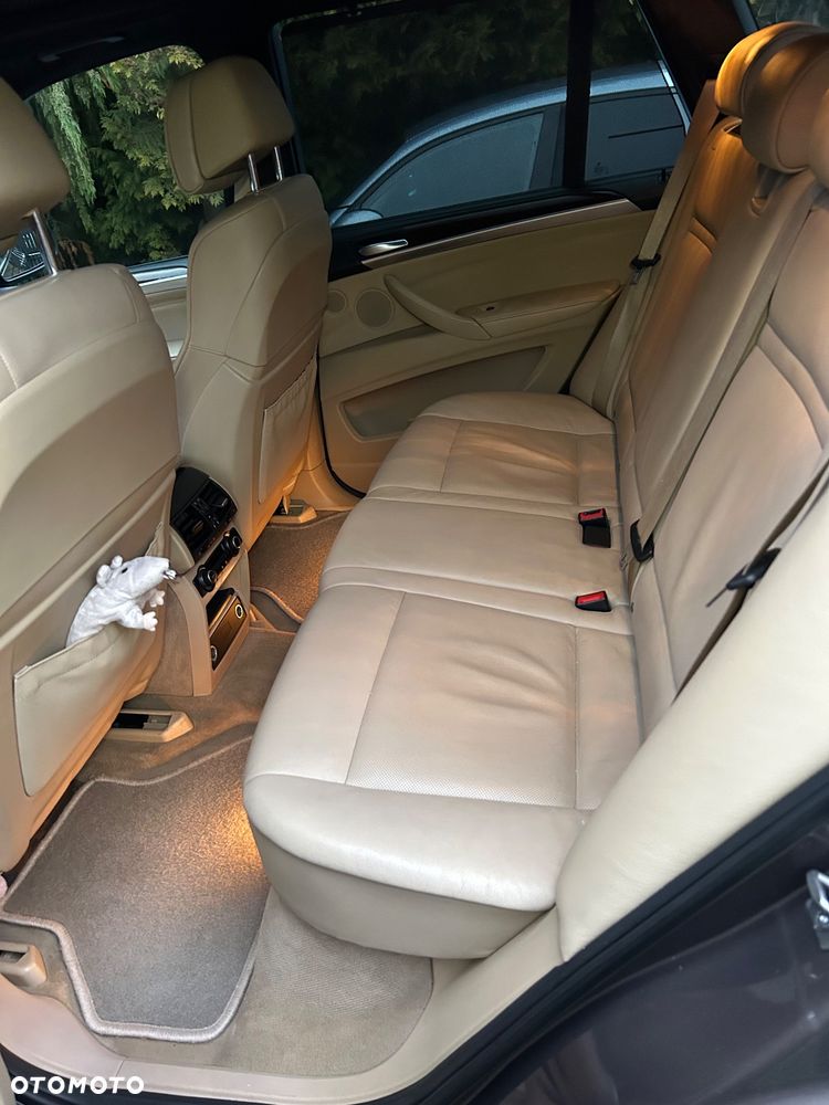 BMW X5 xDrive35d - 13