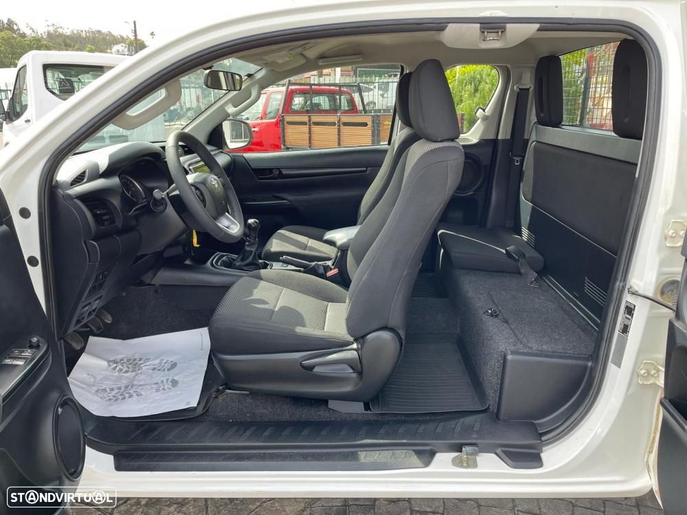 Toyota Hilux HILUX 2.4 D 4W2 VIII (150CV) - 10