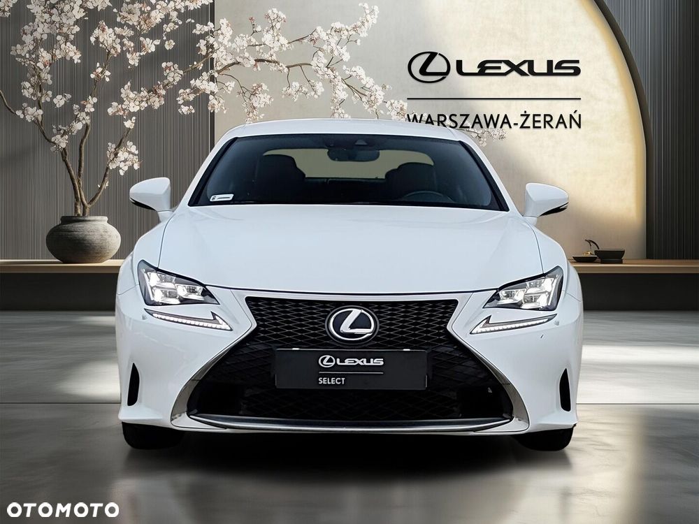 Lexus RC 200t / 300 F Sport - 10