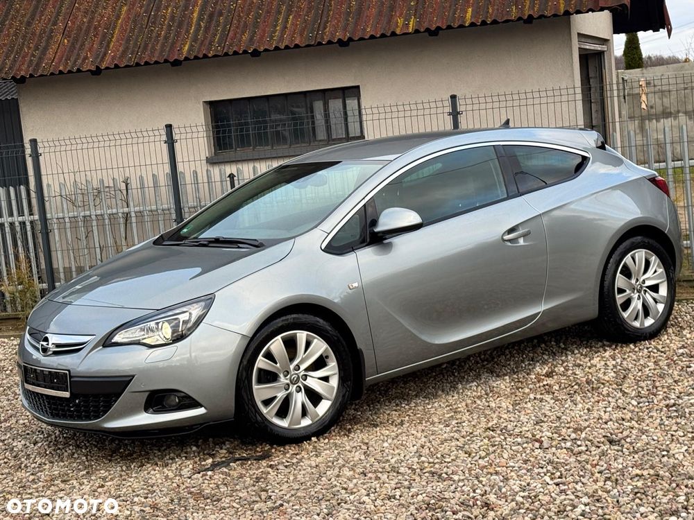 Opel Astra 1.6 Turbo Cosmo - 3